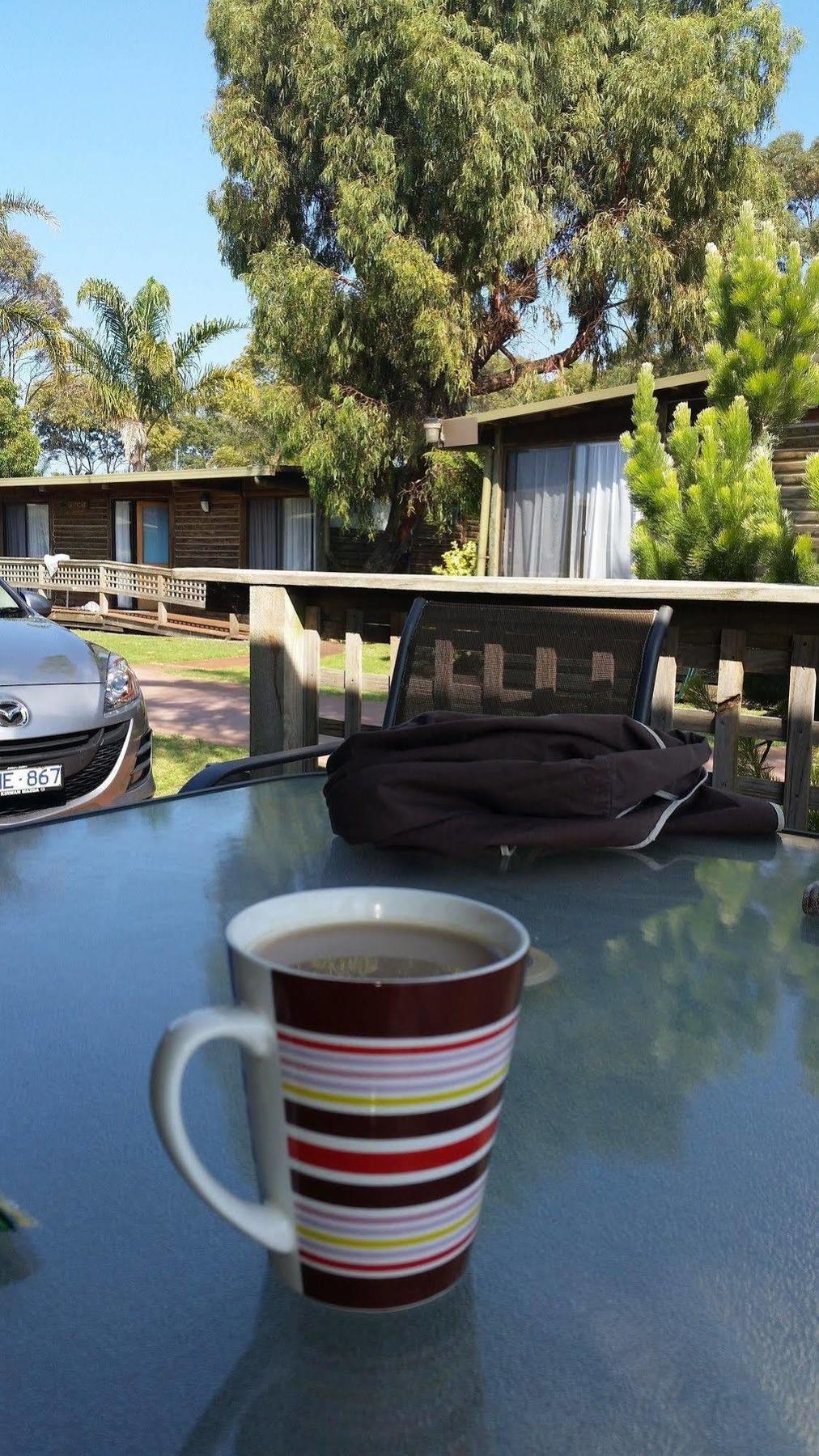 Lazy Acre Log Cabins Lakes Entrance Kültér fotó